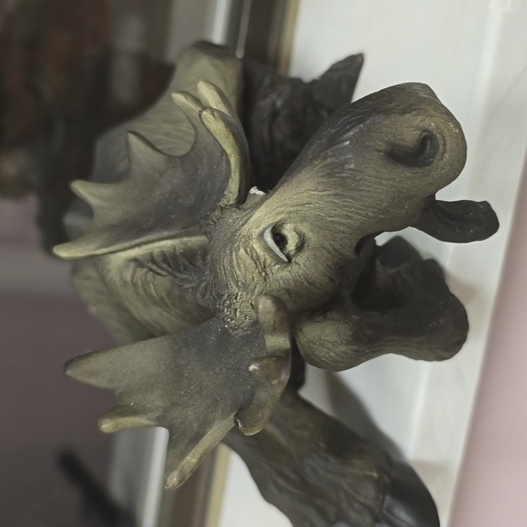 Big Sky Carvers Presents Bear Foots "MOOSES" - Picture 7 of 8